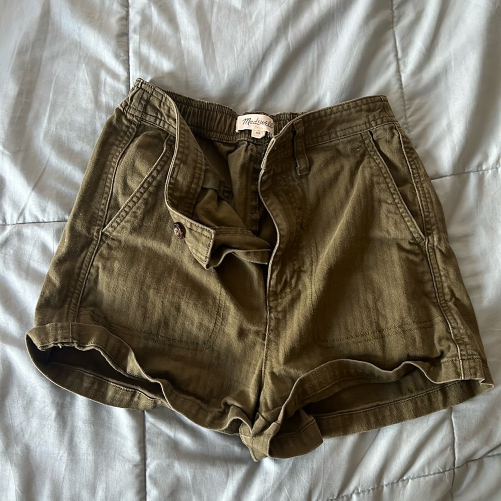 Madewell high waisted green shorts